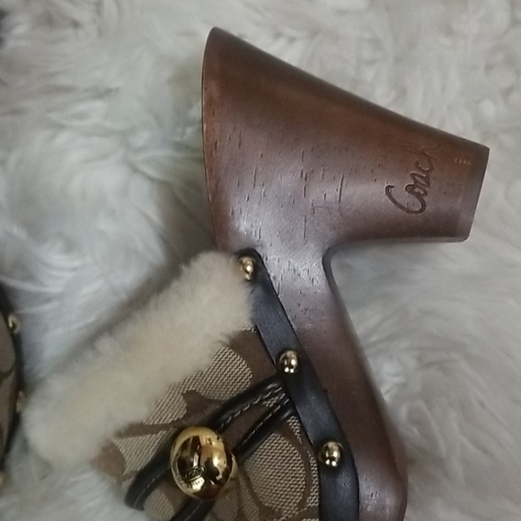 Coach signature clog heels - Picture 3 of 3